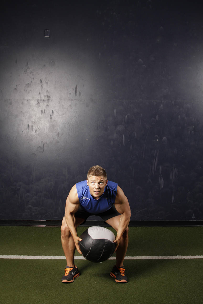 Backward Medicine Ball Throw - Step 0