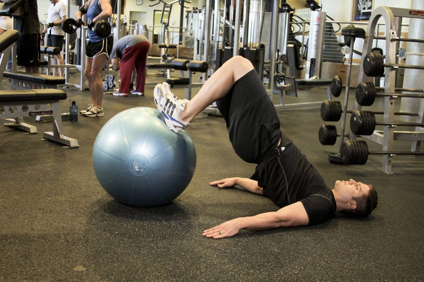 Ball Leg Curl - Step 1