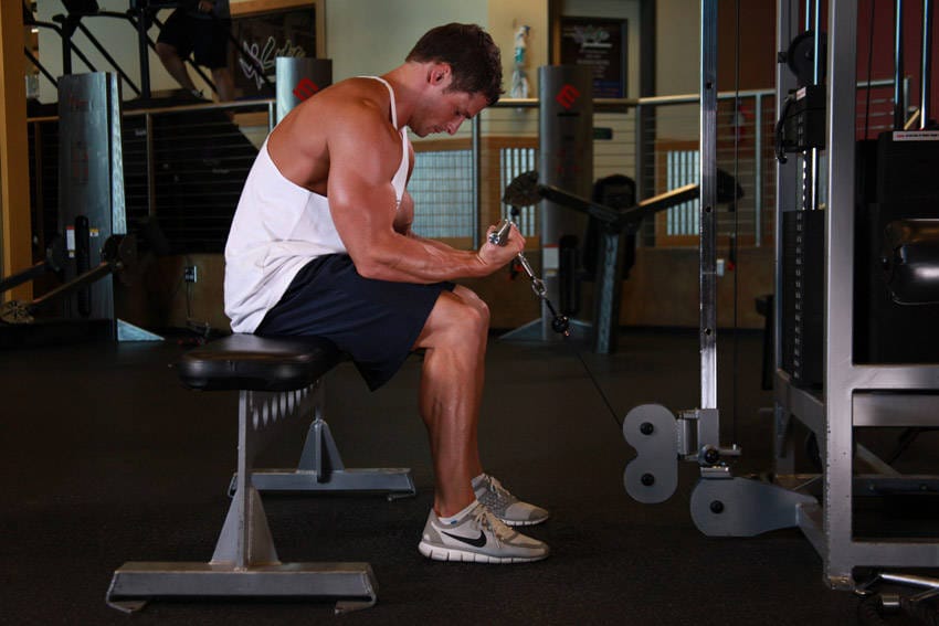 Cable Wrist Curl - Step 1
