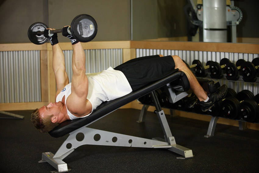 Decline Close-Grip Bench To Skull Crusher - Step 0
