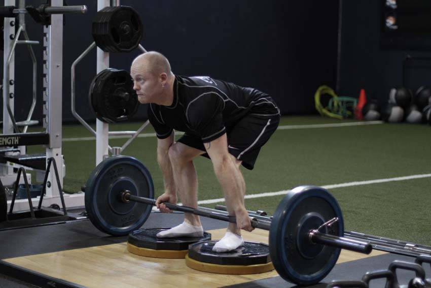 Deficit Deadlift - Step 0