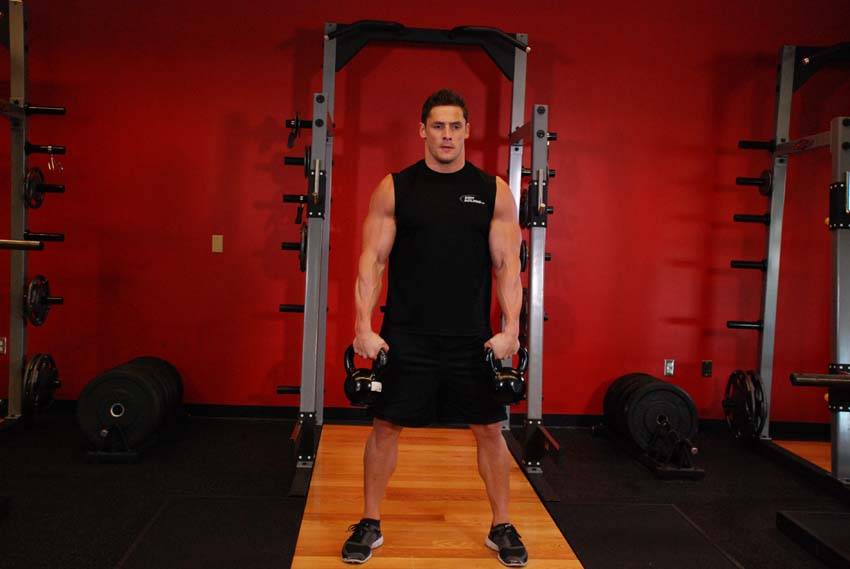 Double Kettlebell Snatch - Step 0