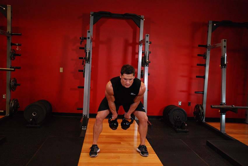 Double Kettlebell Snatch - Step 1