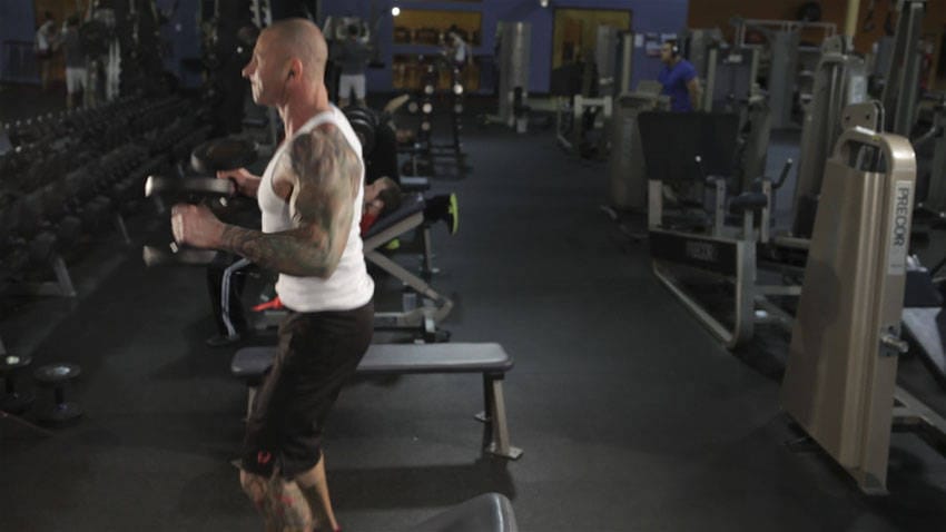 Dumbbell Clean - Step 1