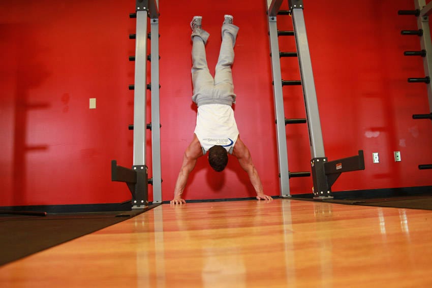 Handstand Push-Ups - Step 0