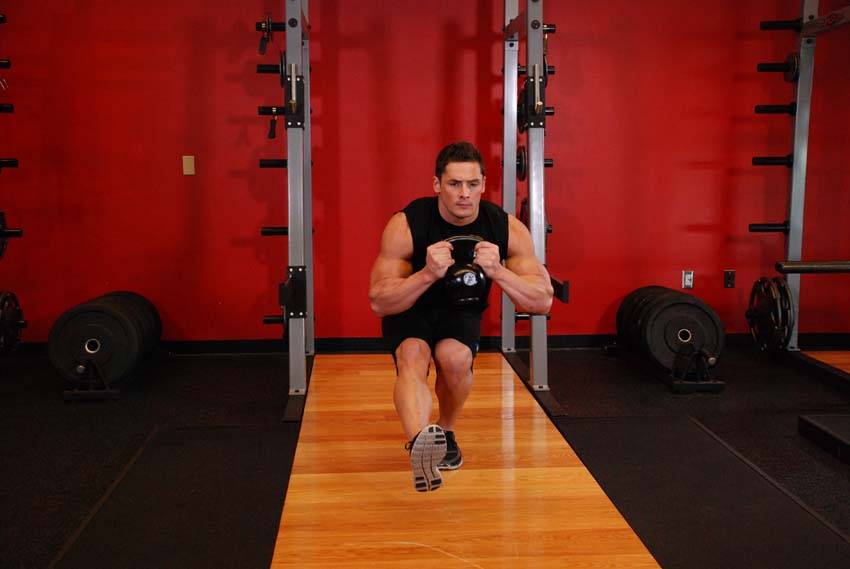 Kettlebell Pistol Squat - Step 1