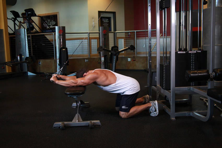Kneeling Cable Triceps Extension - Step 1
