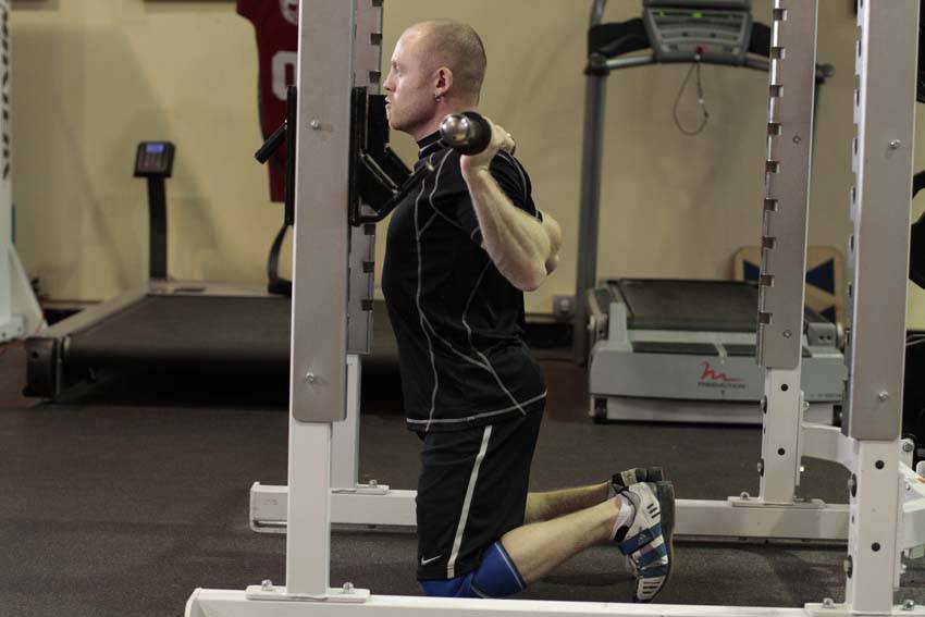 Kneeling Squat - Step 0