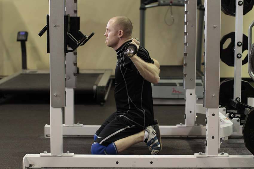 Kneeling Squat - Step 1