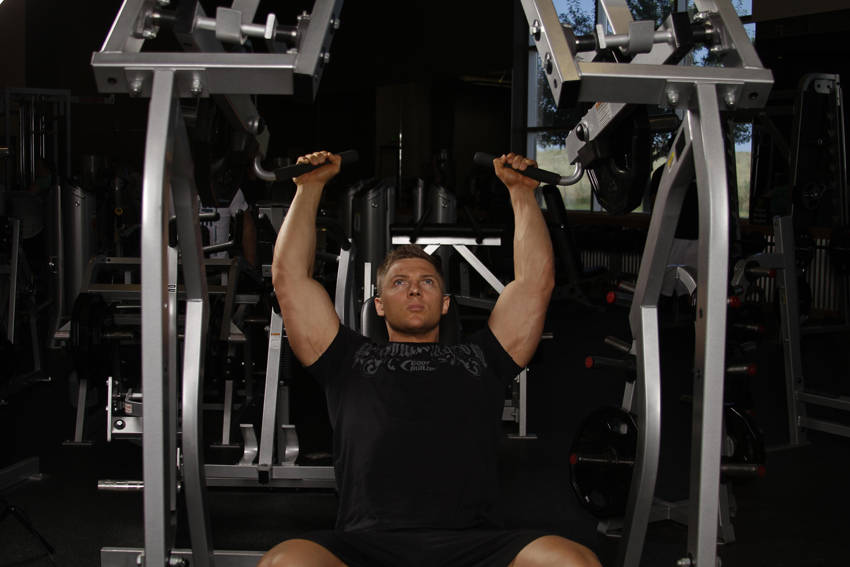 Leverage Shoulder Press - Step 1