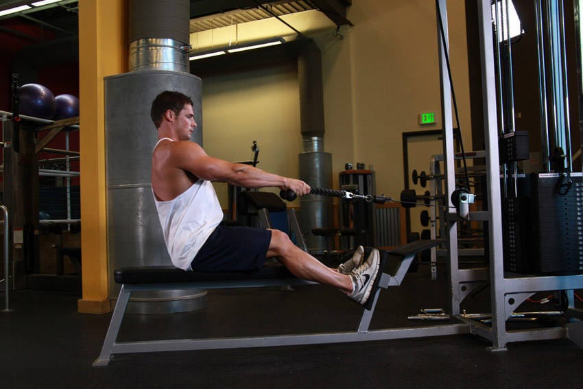 Low Pulley Row To Neck - Step 0