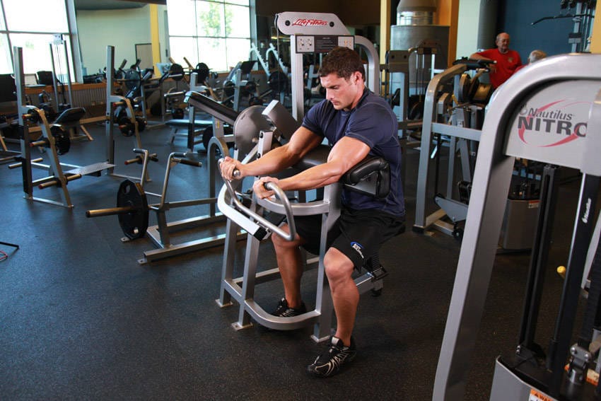 Machine Preacher Curls - Step 0