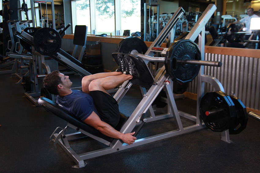 Narrow Stance Leg Press - Step 0