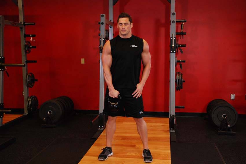 One-Arm Kettlebell Clean - Step 0