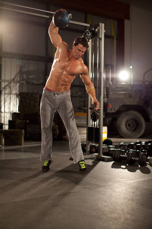 One-Arm Medicine Ball Slam - Step 0