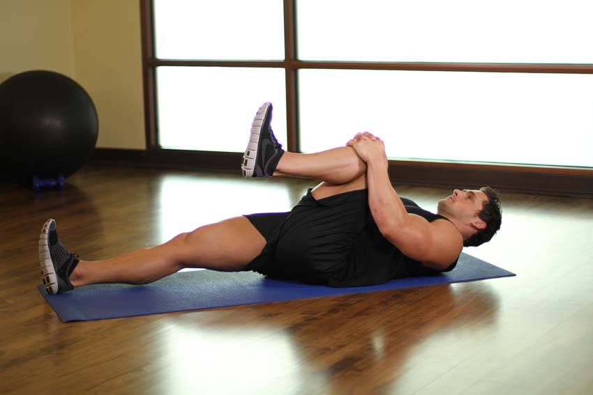 One Knee To Chest - Step 1