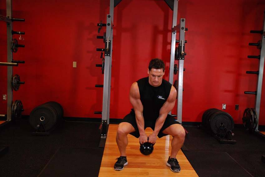 Open Palm Kettlebell Clean - Step 0