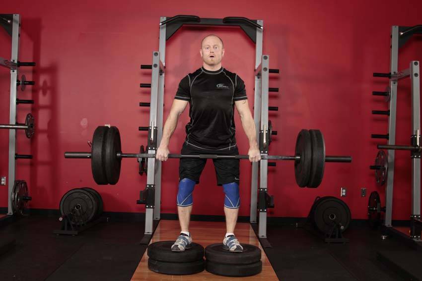 Romanian Deadlift from Deficit - Step 0
