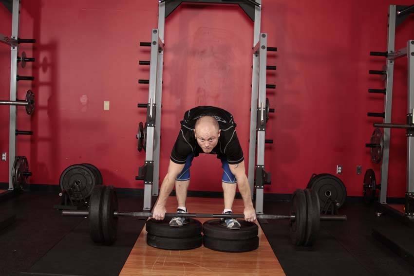 Romanian Deadlift from Deficit - Step 1