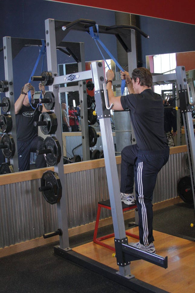 Single-Leg High Box Squat - Step 1