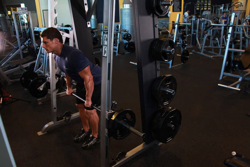 Smith Machine Bent Over Row - Step 0
