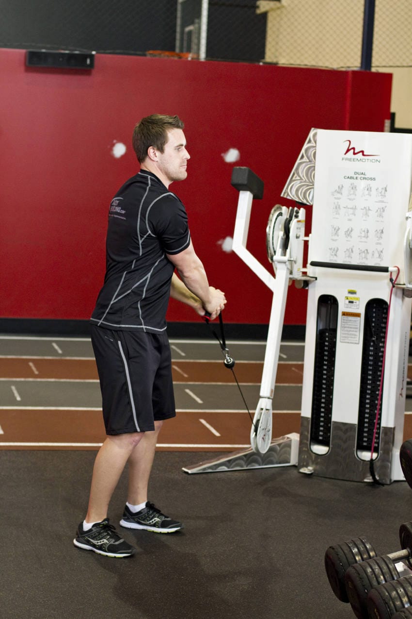 Standing Cable Lift - Step 0