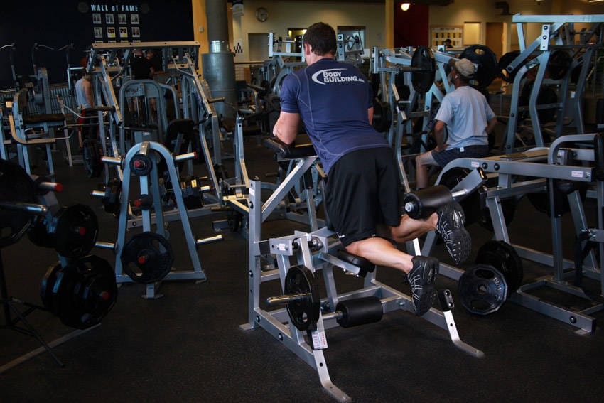 Standing Leg Curl - Step 1