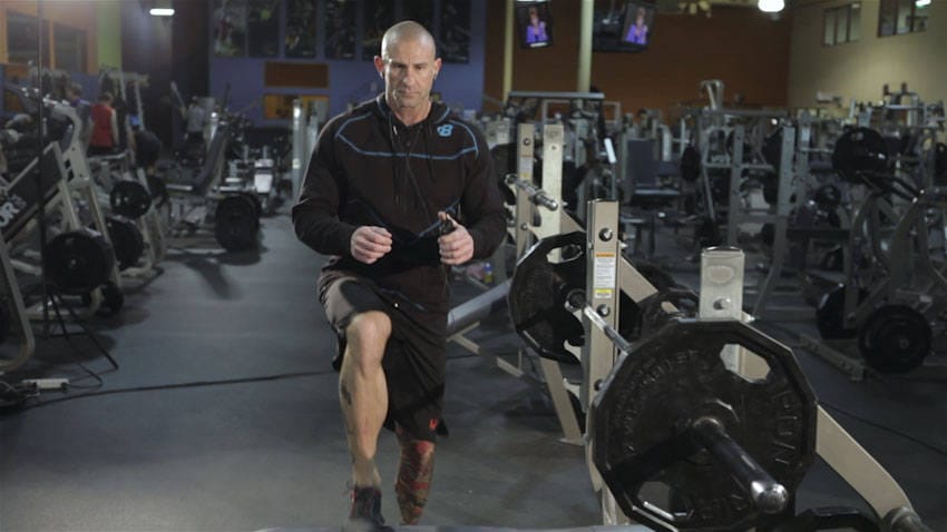 Step-up with Knee Raise - Step 0