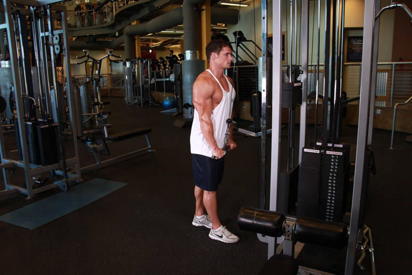 Triceps Pushdown - Step 1