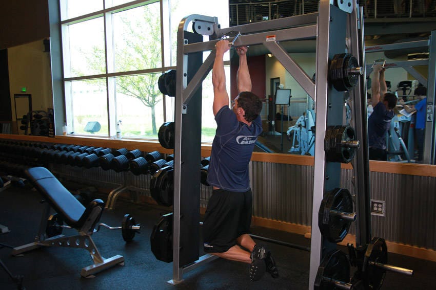 V-Bar Pullup - Step 1