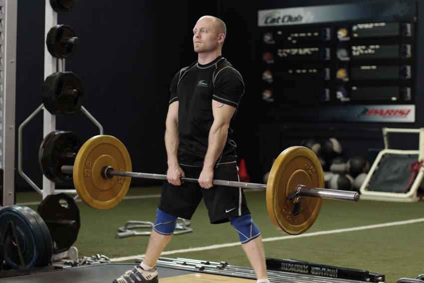 Wide Stance Stiff Legs - Step 1